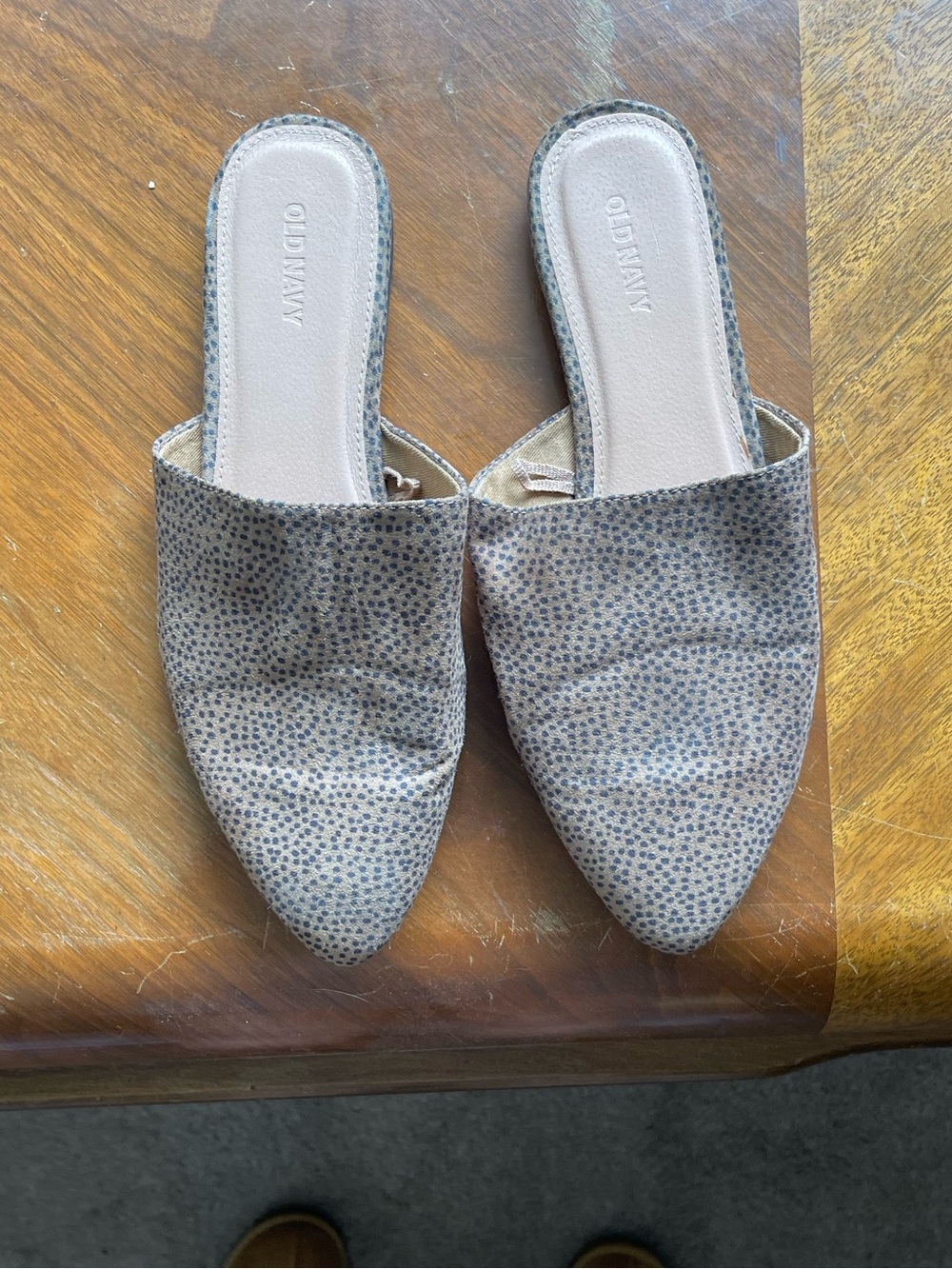 Old Navy Leopard Print Pointed Slip-On Mules
